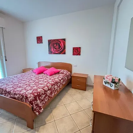 Apartment Iris 1 - *